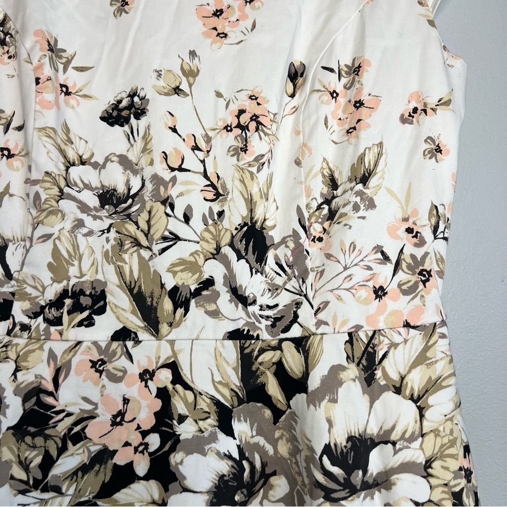 Isaacmizrahi Cap Sleeve fit & Flare Floral Midi Dress White Pocket Sz 6 Lined - Picture 3 of 12
